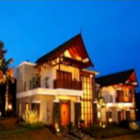 Sindang Reret Cikole Hotel Cicadas ภายนอก รูปภาพ
